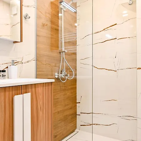 Armand De Azurro Apartment